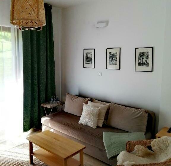 Standard Triple Room with Terrace, Cudne Manowce