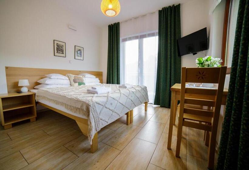 Quarto Estandar Vista Montanha, Cudne Manowce
