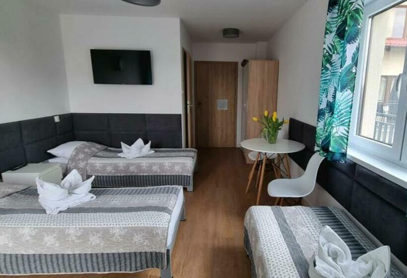 Номер Стандарт Трехместный, Tasarz Spa Ośrodek Wczasowy