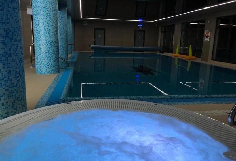 غرفة قياسية ثلاثية, Tasarz Spa Ośrodek Wczasowy