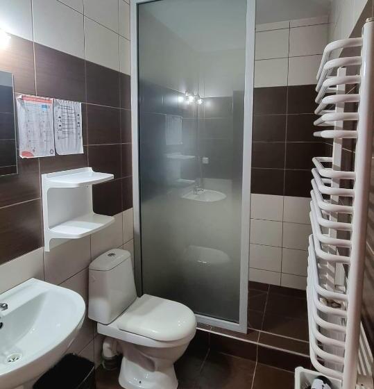 غرفة قياسية رباعية, Tasarz Spa Ośrodek Wczasowy