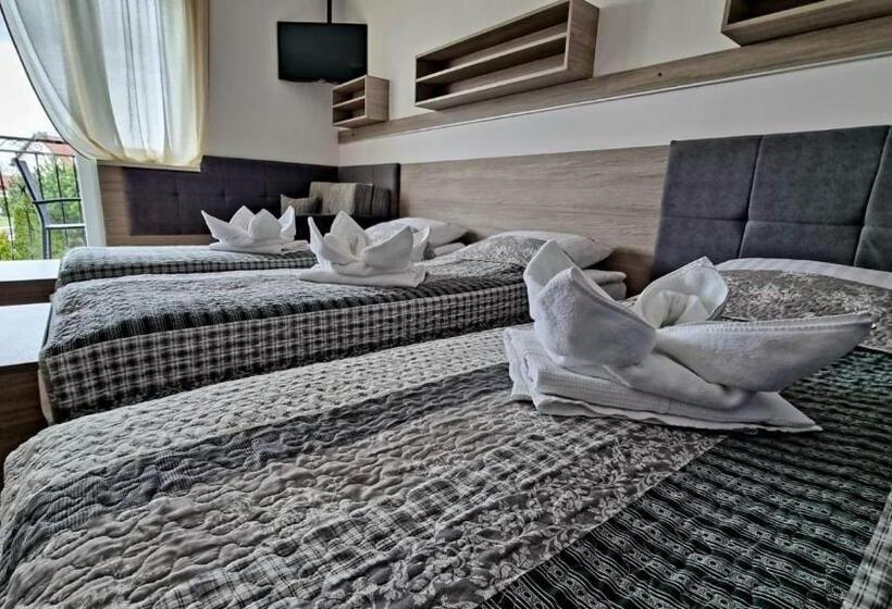 غرفة قياسية رباعية, Tasarz Spa Ośrodek Wczasowy