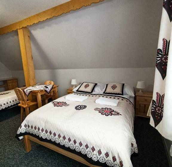 חדר דלוקס לשלושה, Willa Na Klinku