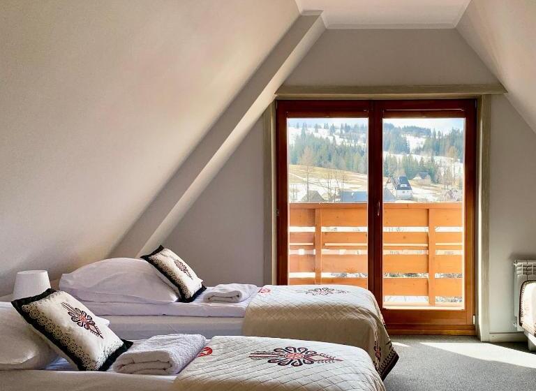 חדר משפחתי דלוקס, Willa Na Klinku