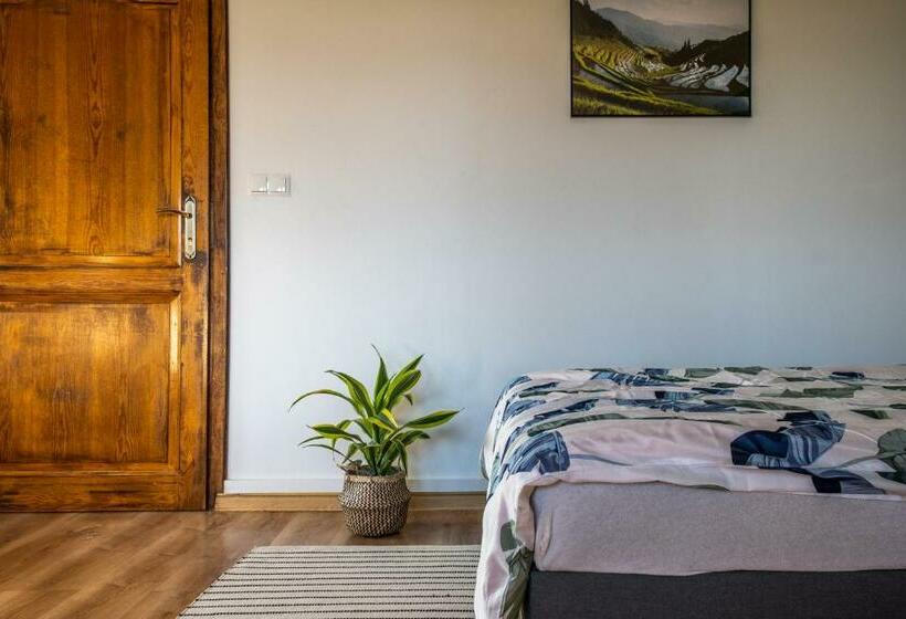 חדר סטנדרט לשלושה, Zajazd Izabela