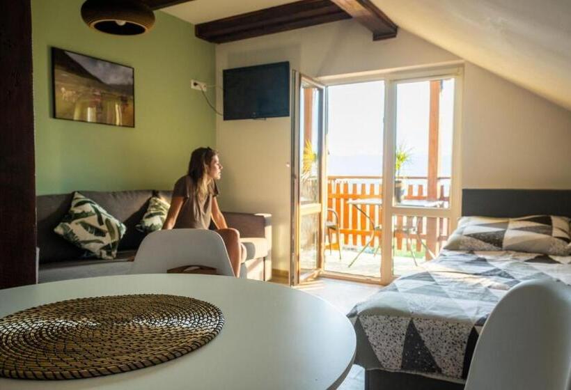 דירה בת חדר שינה 1 עם נוף, Zajazd Izabela