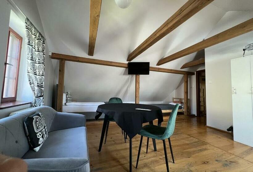 Трехместный Номер Комфорт, Hostel Folkier