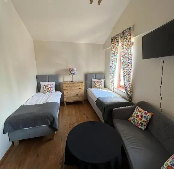 Economy-huone, Hostel Folkier
