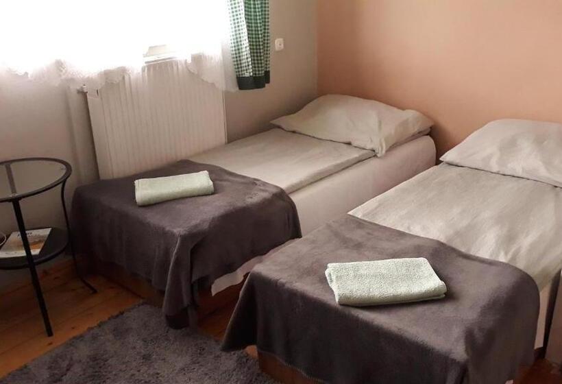 スタンダード4人部屋, Agroturystyka U Baltazara