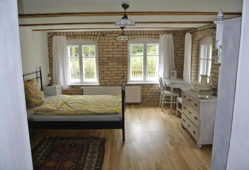 Standard room with outdoor bath, Lusatia Farm