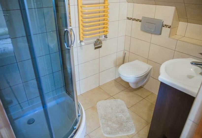 マウンテンビュースタンダードルーム, Noclegi U Kiesza