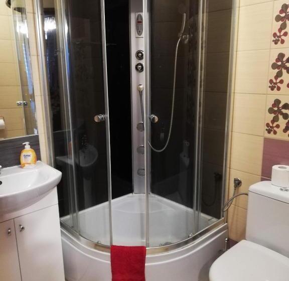 חדר סטנדרט לשלושה, Ranczo U Stefana