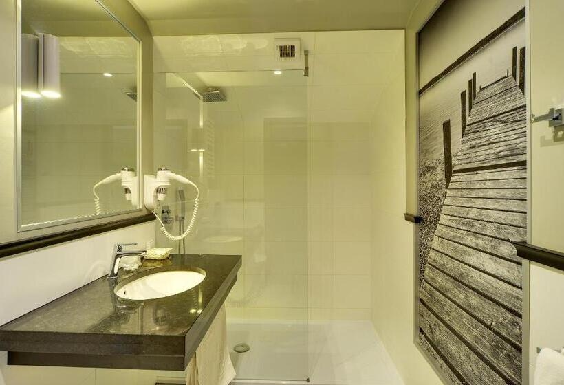 חדר סטנדרט, Restauracja Retro