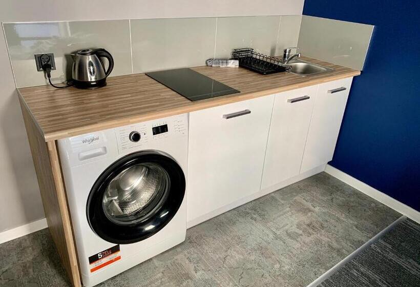 豪华三人间, Kaktus Chill & Sleeping   50 M Od Rynku