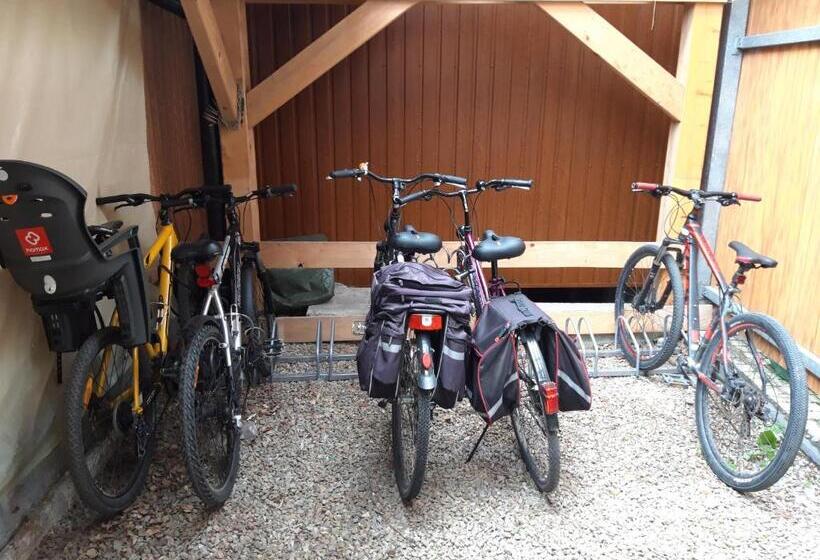 バルコニー付きスタンダードトリプルルーム, Krokuschata Pod Sokolicą