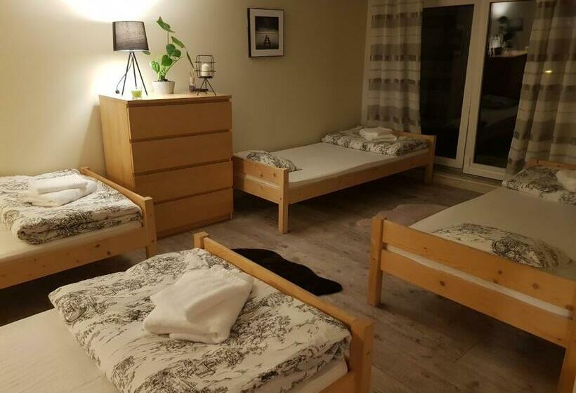 غرفة قياسية رباعية, Noclegi Jaworzno