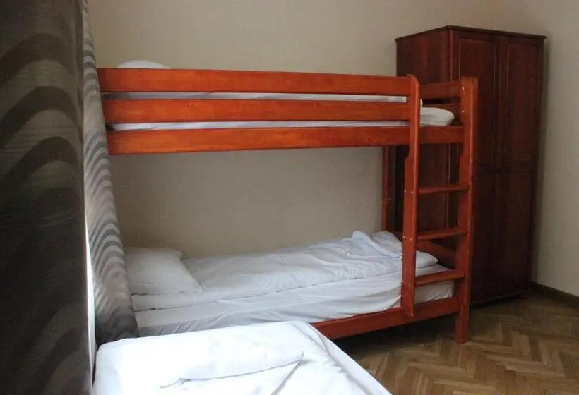 Perhehuone, Parkowa Rezydencja Hubal