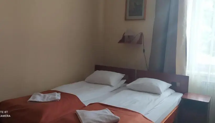 Huoneisto 1 Makuuhuone, Parkowa Rezydencja Hubal