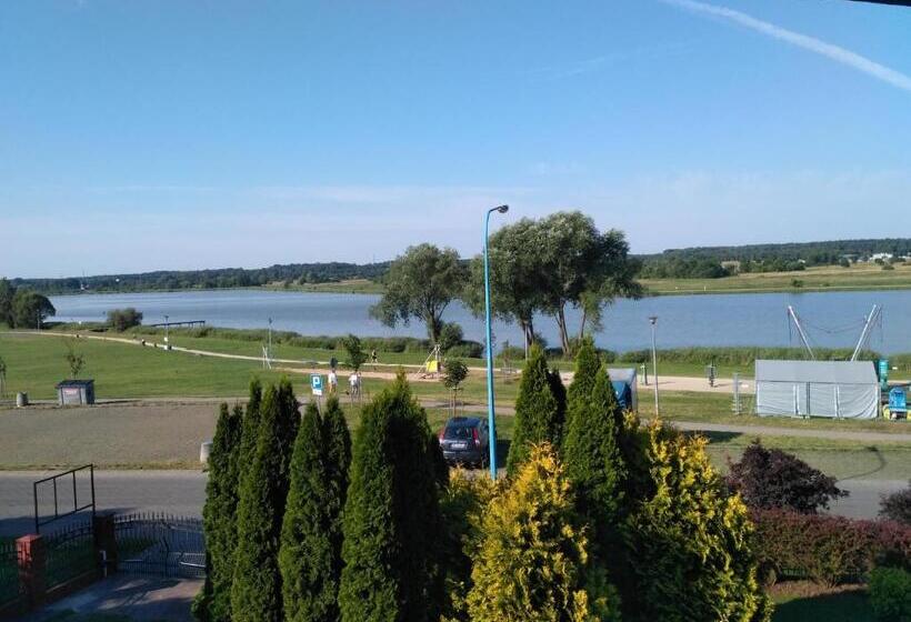 غرفة قياسية مزوَّدة بشُرفة, Pokoje Hotelowe Nad Zalewem