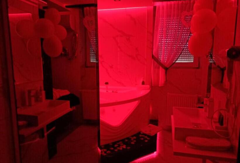 غرفة قياسية مزوَّدة بجاكوزي, Pokoje Hotelowe Nad Zalewem