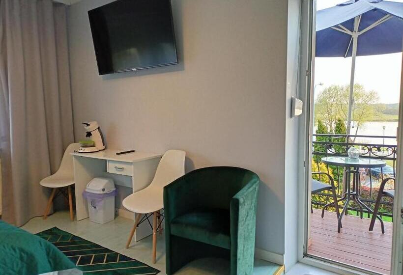 غرفة قياسية مزوَّدة بشُرفة, Pokoje Hotelowe Nad Zalewem