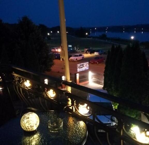 غرفة قياسية مزوَّدة بشُرفة, Pokoje Hotelowe Nad Zalewem