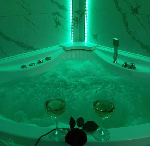 غرفة قياسية مزوَّدة بجاكوزي, Pokoje Hotelowe Nad Zalewem