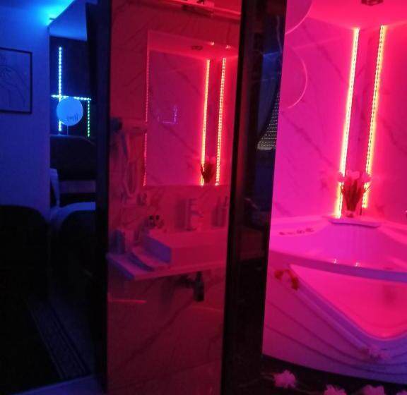 غرفة قياسية مزوَّدة بجاكوزي, Pokoje Hotelowe Nad Zalewem