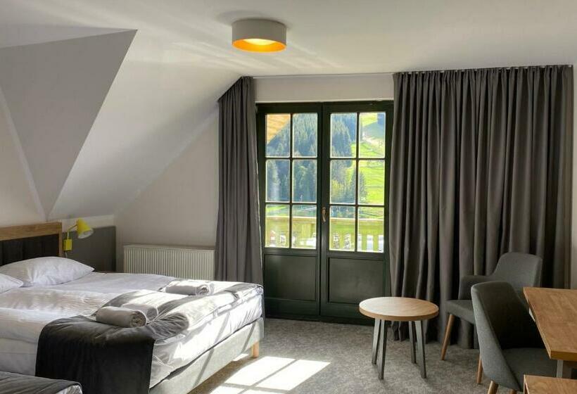 חדר סטנדרט לשלושה, Willa Puchaczówka