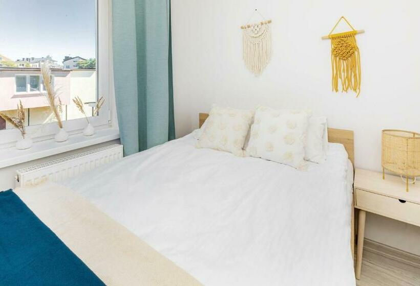 استودیو خانوادگی, Wypocznij Apartamenty