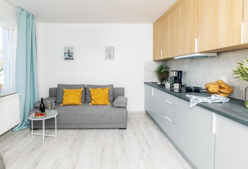 استودیو خانوادگی, Wypocznij Apartamenty