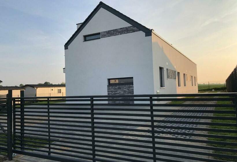 バルコニー付き1ベッドルームアパートメント, Sunsar