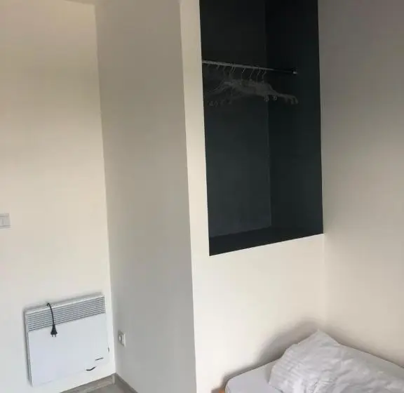 Huoneisto 2 Makuuhuonetta, Sunsar