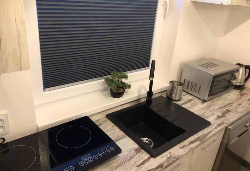 2ベッドルームアパートメント, Sunsar