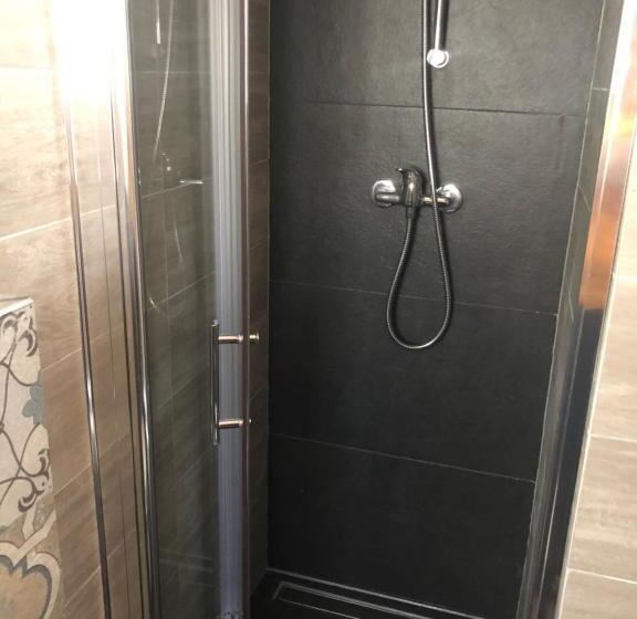 スタンダードルーム, Sunsar