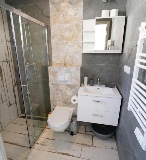 バルコニー付き1ベッドルームアパートメント, Sunsar