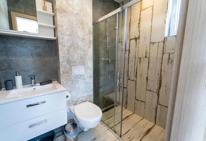 2ベッドルームアパートメント, Sunsar