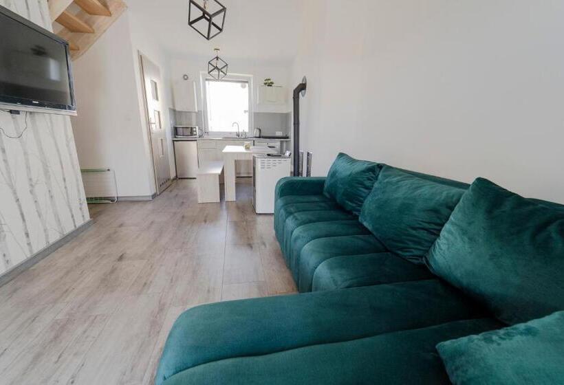 2ベッドルームアパートメント, Sunsar