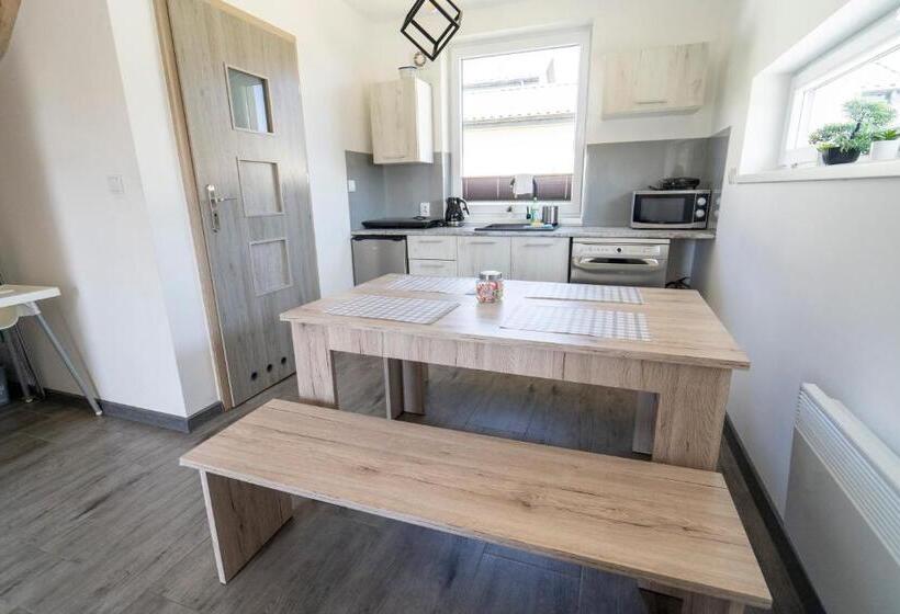 2ベッドルームアパートメント, Sunsar