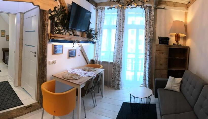 شقة غرفة نوم واحدة مزودة بشُرفة, Willa Jasna Apartamenty Centrum Zakopane