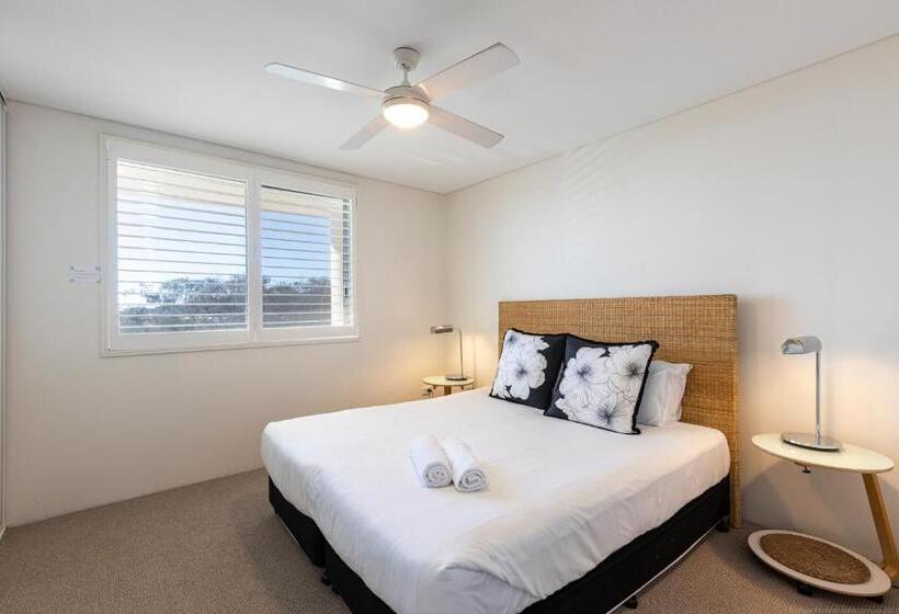 Superior 2-bedroom flat with sea view, Bay Royal Apartments