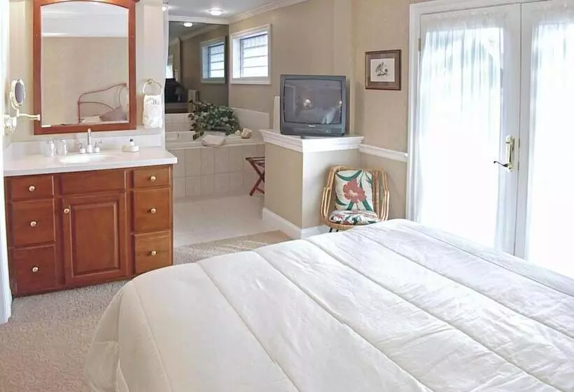 スイート, Birdinhand Village Inn & Suites