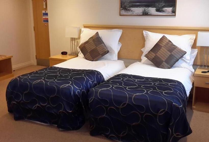 חדר משפחתי, Springfields