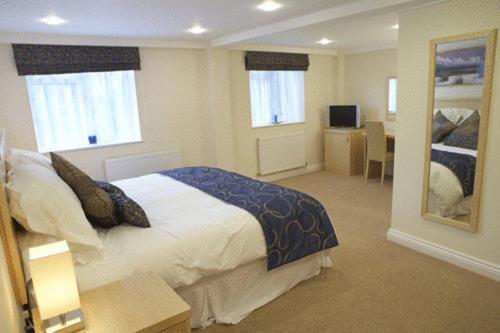 חדר משפחתי, Springfields