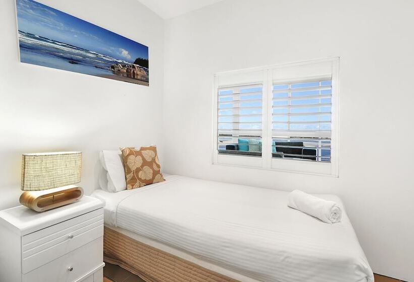 两卧行政公寓, Crystal Bay On The Broadwater