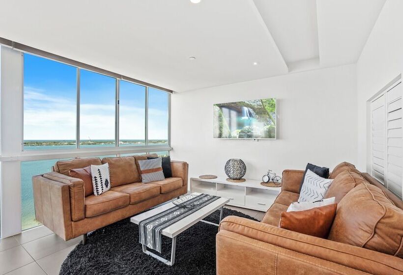 Апартаменты Ejecutiva 2 Спальни, Crystal Bay On The Broadwater