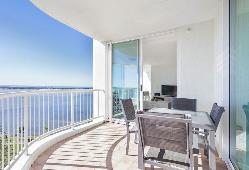 带3个卧室的豪华公寓, Crystal Bay On The Broadwater