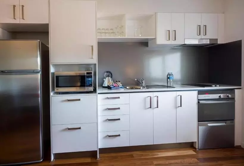 キングサイドベッドのスタンダードワンルーム, Essence Apartments Chermside