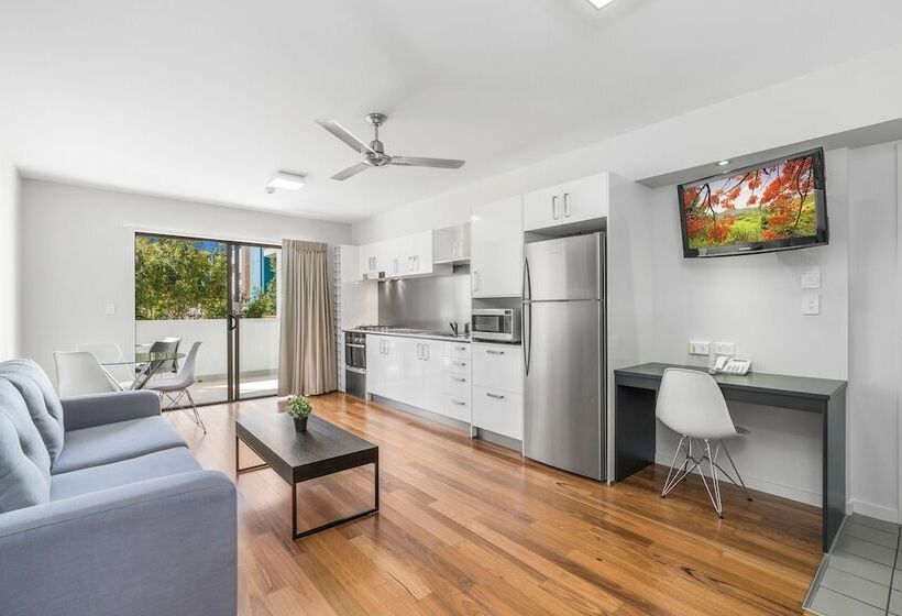 سوییت, Essence Apartments Chermside