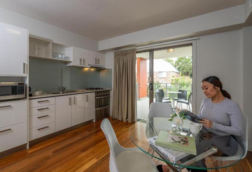 Люкс 2 Спальни, Essence Apartments Chermside
